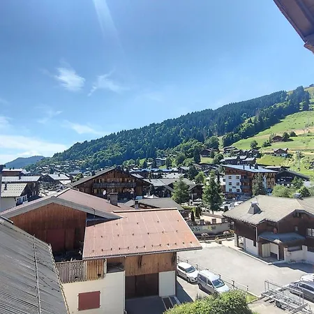 Penthouse Aux Gets Pour 8 Pers. Avec 4 Suites, Balcon Et Parking - Fr-1-598-172 *