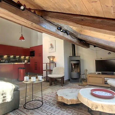 Penthouse Aux Gets Pour 8 Pers. Avec 4 Suites, Balcon Et Parking - Fr-1-598-172 *